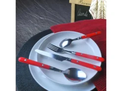 Saxo Rouge - Tube Triangle 16 Pièces -Herman Miller Magasin couvert 12961329