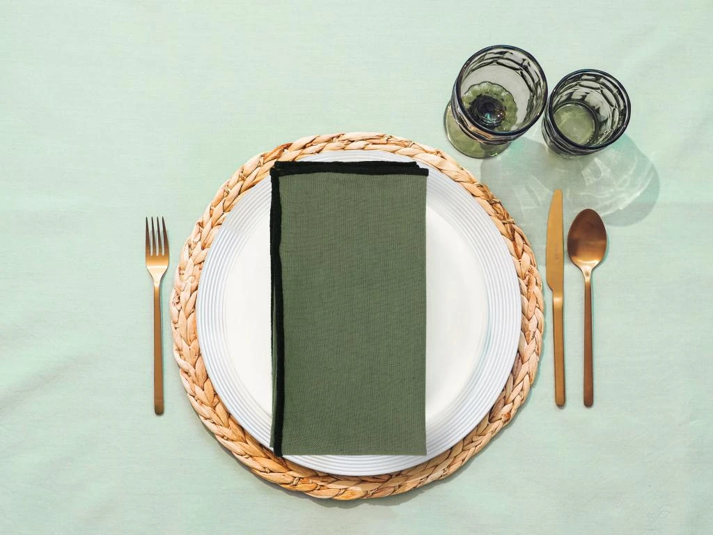 Ensemble Nappe + 4 Serviettes De Table En Lin Et Coton - Bordure Noire - Kaki - 170 X 170 Cm - BORINA 6 Ensemble Nappe + 4 Serviettes De Table En Lin Et Coton - Bordure Noire - Kaki - 170 X 170 Cm - BORINA – Image 6