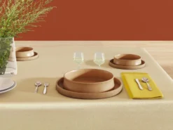 Ensemble Nappe + 4 Serviettes De Table à Franges - Coton - Beige - 140 X 240 Cm - POLA -Herman Miller Magasin linge de table 15072645